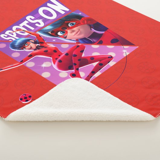 Maikäfer | Felder auf Lila Grafik Sherpadecke (3/4)