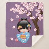 Maiko Kokeshi Doll - Blue Kimono Geisha Girl Sherpadecke (Vorderseite)
