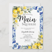 Main Squeeze Lemon Blue Tile Floral Bridal Shower Einladung (Vorderseite)