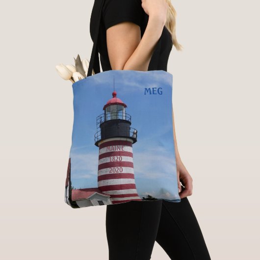 Maine Bicentennial West Quoddy Head Leuchtturm Tasche (Von Nahem)