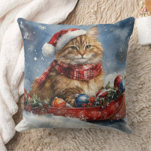 Maine Coon Cat in Sledge Let it Schnee Weihnachten Kissen