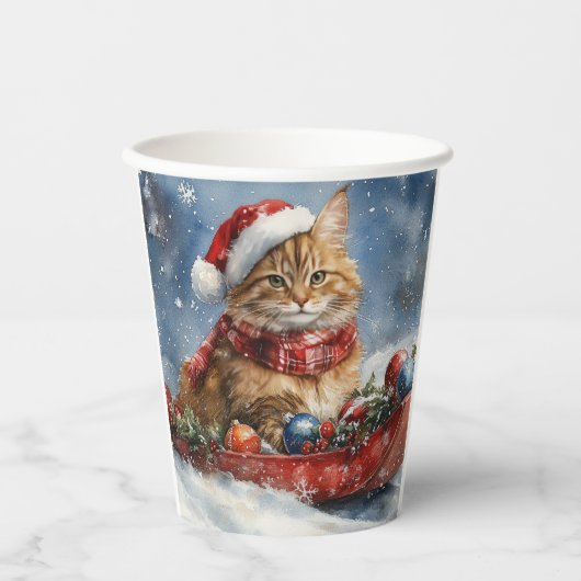 Maine Coon Cat in Sledge Let it Schnee Weihnachten Pappbecher (Vorderseite)