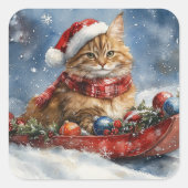 Maine Coon Cat in Sledge Let it Schnee Weihnachten Quadratischer Aufkleber (Vorderseite)