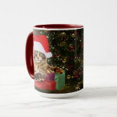 Maine Coon Cat Santa & Gifts Weihnachtsbaum Hinter Tasse (Vorderseite Links)