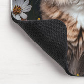 Maine Coon Cat Umgeben von Blume Mousepad (Ecke)