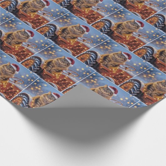 Maine Coon Christmas Cat On an Old Tractor Geschenkpapier (Ecke)