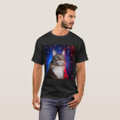 Maine-Coon-Katze mit rot-weißer Aura und Sternen T-Shirt (Vorne ganz)