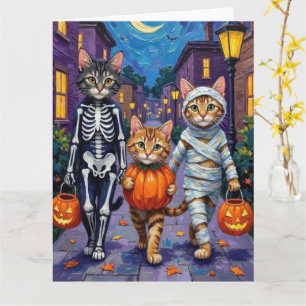 Maine Coon Katzen beim Trick-or-Treat an Halloween Karte