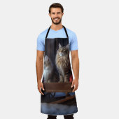 Maine Coon Snowy Sleigh Weihnachtsdekor Schürze (Getragen)