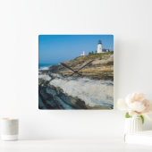 Maine, Pemaquid Point, Pemaquid Point Lighthouse Quadratische Wanduhr (Zuhause)