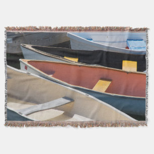 Maine, Rockland. Bunte Boote in Rockland Decke