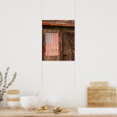 Maine, verblasste amerikanische Flagge vor der Tür Poster (Küche)