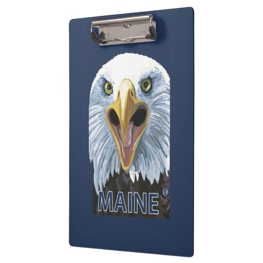 MaineEagle herauf nahes Klemmbrett (Links)