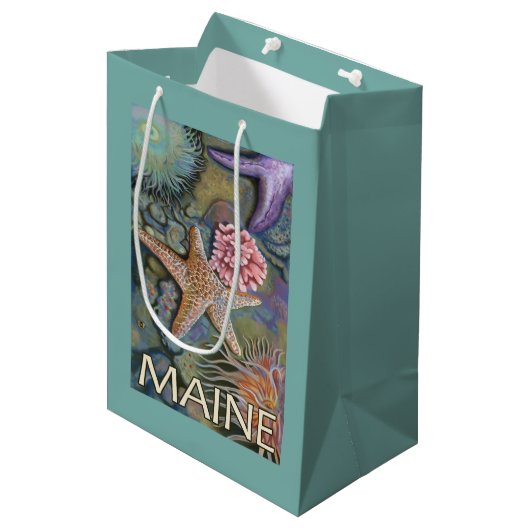 MaineTidepool Szene Mittlere Geschenktüte (Vorderseite Schrägansicht)