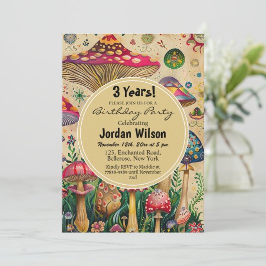 Mairytale Mushrooms 3. Geburtstag Party Einladung (Stehend Vorderseite)