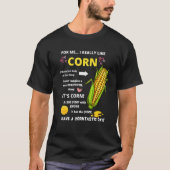 Maisjunge, den ich wirklich mag, auf dem Cob mit B T-Shirt (Vorderseite)