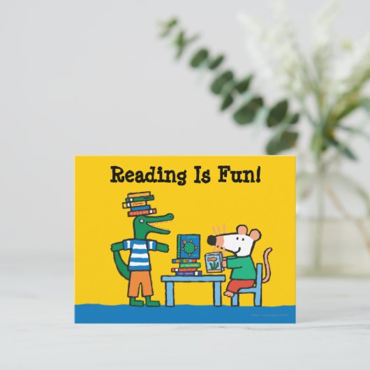 Maisy and Friends Enjoy the Library Postkarte (Stehend Vorderseite)