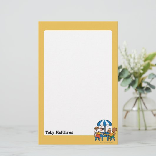 Maisy schreibt Postkarten unter blauen Regenschirm Briefpapier (Stehend Vorderseite)