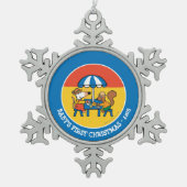 Maisy schreibt Postkarten unter blauen Regenschirm Schneeflocken Zinn-Ornament (Vorderseite)