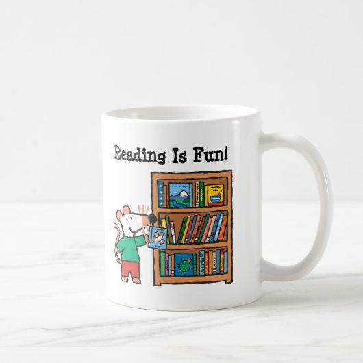 Maisy und ein Bücherregal der Bücher Kaffeetasse (Rechts)