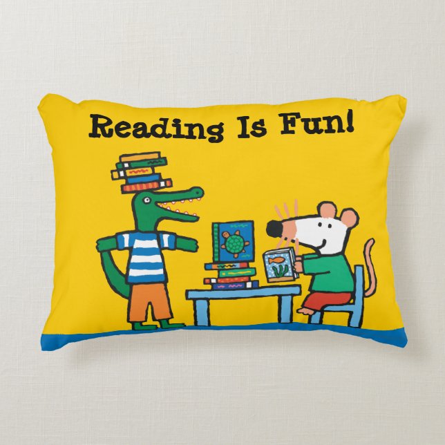 Maisy und Freunde genießen die Bibliothek Zierkissen (Vorderseite)