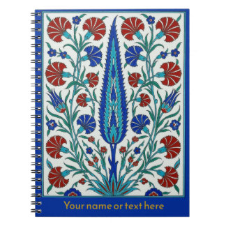 Majestätische Iznik-Zypresse & Nelke Botanisch Notizblock