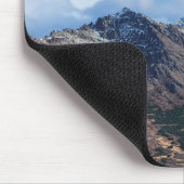 majestätische, schneebedeckte Bergmousepad Mousepad (Ecke)