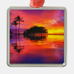Majestätische Wolken u. Reflexion Ornament Aus Metall