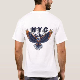 Majestätischer Adler über der Skyline von NYC – Pa T-Shirt