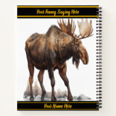 Majestätischer Elch, der durch eine schneebedeckte Notizblock (Rückseite)