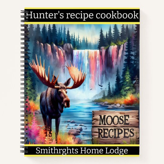 Majestätischer Elch durch den bunten Wasserfall im Notizblock (Vorderseite)