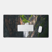 Majestätischer Wasserfall Boka im Frühling Ruhm Schreibtischunterlage (Tastatur & Maus)
