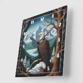 Majestic Bald Eagle mit Blick auf den Bergsee Quadratische Wanduhr (Winkel)