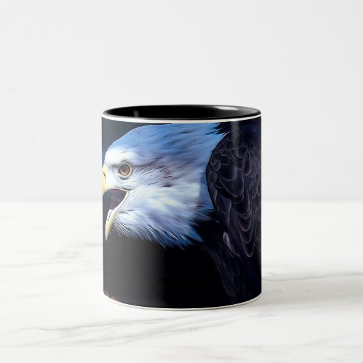 Majestic Bald Eagle Zweifarbige Tasse (Mittel)
