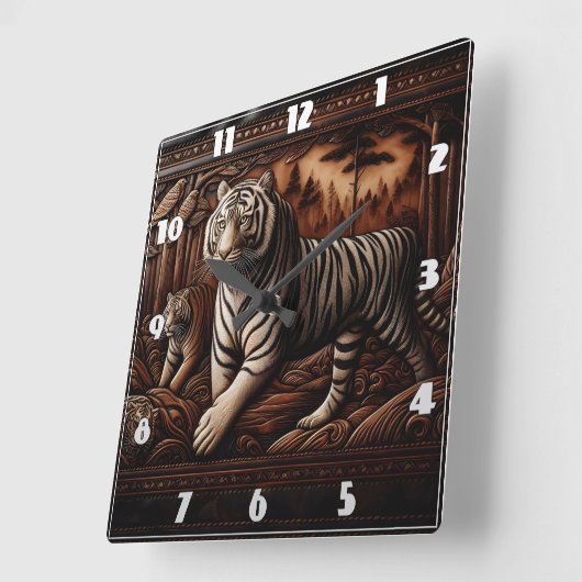 Majestic Bengalisch Tigers Roaming in dichten Wäld Quadratische Wanduhr (Winkel)