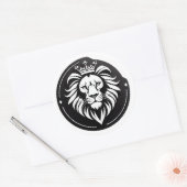Majestic Black Circle Lion Crest Logo With Crown Runder Aufkleber (Umschlag)