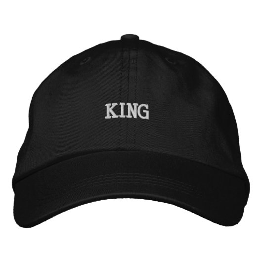Majestic Black Hat mit prominenter Königstickerei Bestickte Baseballkappe (Vorderseite)