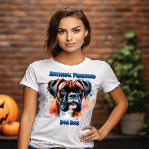 Majestic Boxer Dog ehrt den reinrassigen Tag T-Shirt