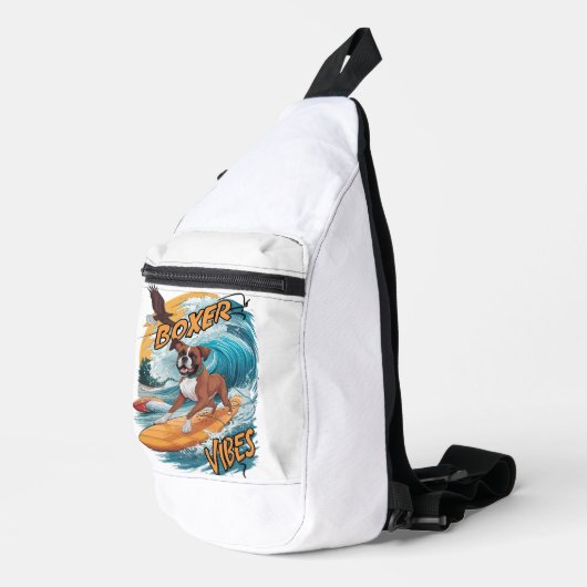 Majestic Boxer Surfer erobert Wellen Crossbody Bag (Rechte Ecke)