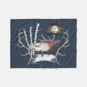 Majestic Bull Elk schluckt im Mondlicht Fleecedecke (Vorderseite (Horizontal))