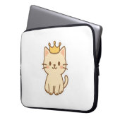 Majestic Cudly Cat mit einer Krone Laptopschutzhülle (Vorderseite Links)