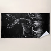 Majestic Deer in der Wildnis - Black&White Art Strandtuch (Vorderseite)