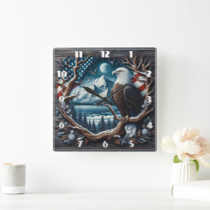 Majestic Eagle auf Baum mit amerikanischer Flagge  Quadratische Wanduhr