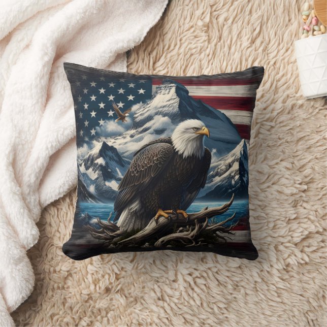 Majestic Eagle Over Mountains und die amerikanisch Kissen (Decke)