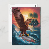 Majestic Eagle stürzt über einen schwelenden Fisch Postkarte (Vorne/Hinten)