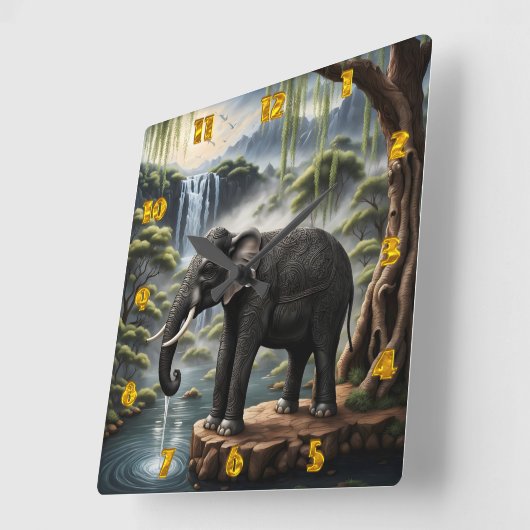 Majestic Elephant Drinks im Serene Waterfall Quadratische Wanduhr (Winkel)