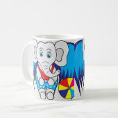 Majestic Elephant: Ein Symbol von Stärke und Grazi Kaffeetasse (Vorderseite Links)