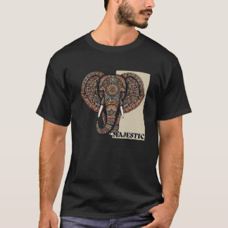 Majestic Elephant im Aztekenteppich T-Shirt