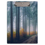 Majestic Forest Tree Lined Path Klemmbrett (Vorderseite)