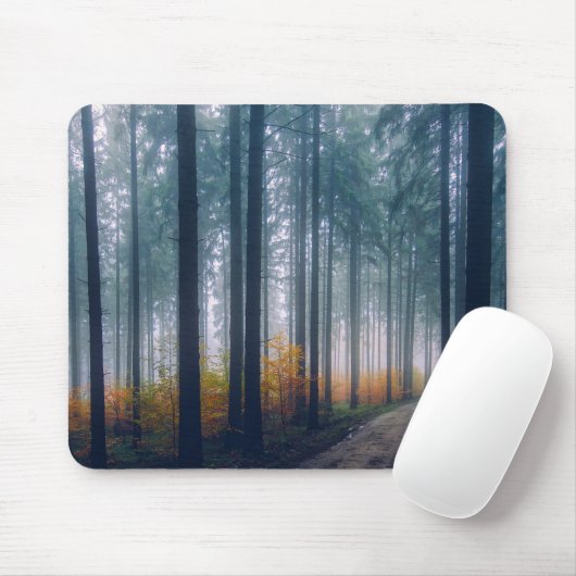 Majestic Forest Tree Lined Path Mousepad (Mit Mouse)
